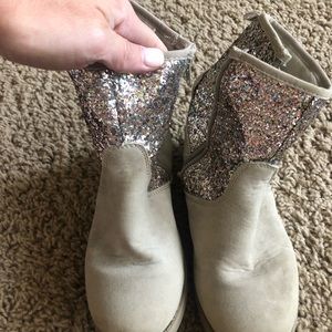 Girls Sparkly Glitter Boots